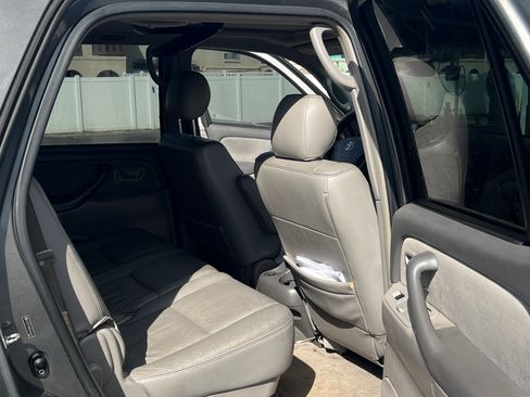 Used 2005 Toyota Sequoia SR5 image 13