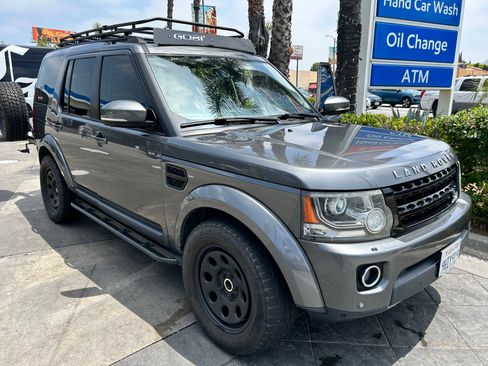 Used 2016 Land Rover LR4 HSE LUX image 1