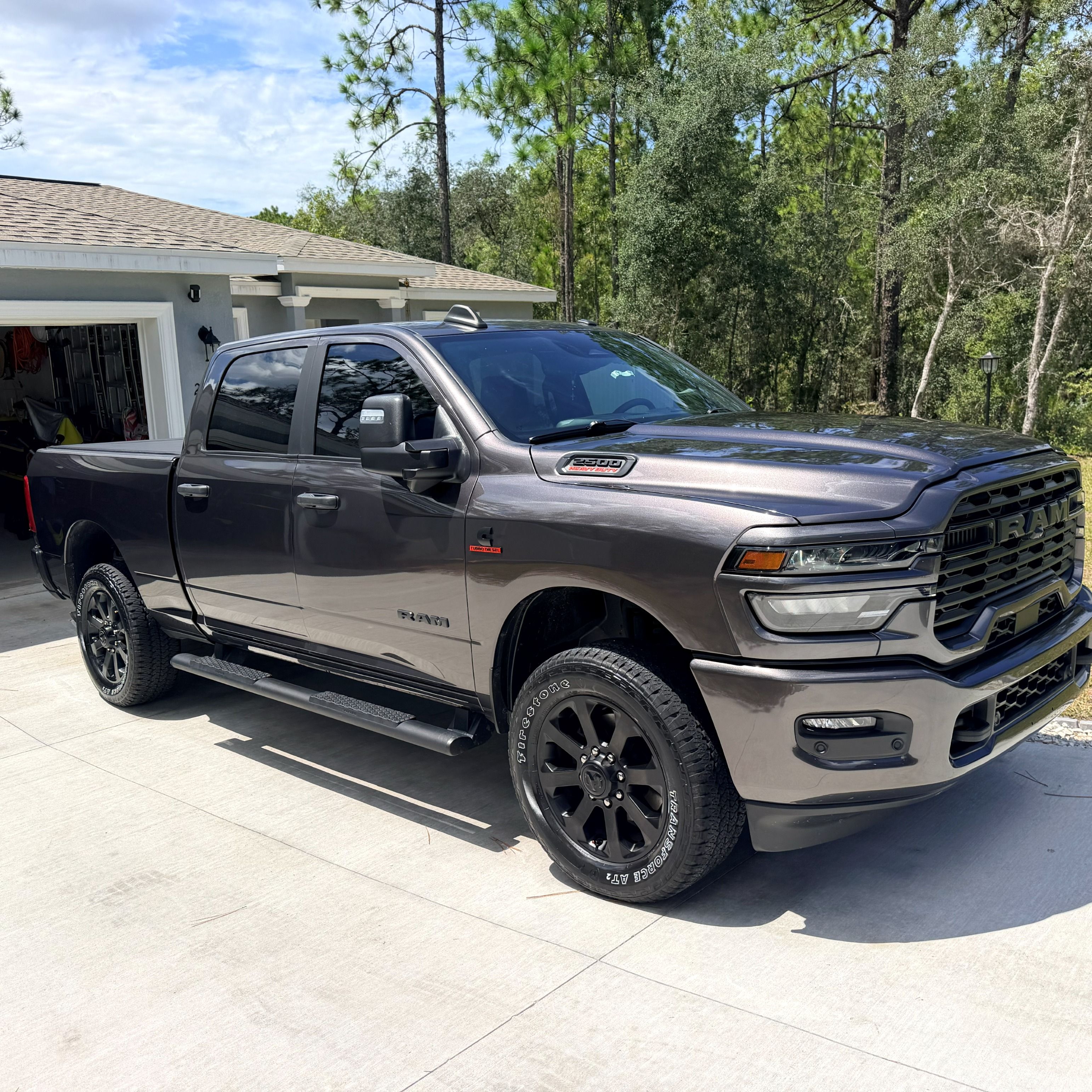 Used 2025 RAM 2500 Big Horn AWD/4WD image 1