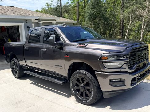 Used 2025 RAM 2500 Big Horn AWD/4WD image 1