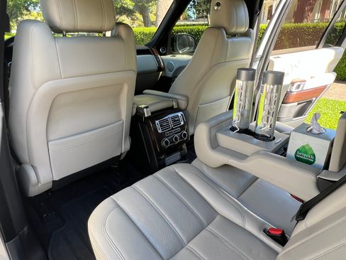 Used 2017 Land Rover Range Rover HSE AWD/4WD image 16