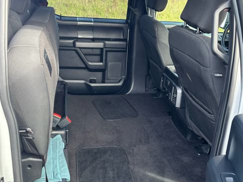 Used 2018 Ford F150 XLT w/ Equipment Group 302A Luxury image 13