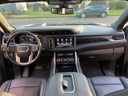 Used 2021 GMC Yukon Denali image 6