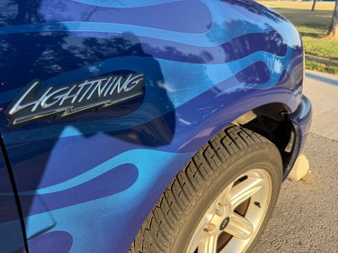 Used 2003 Ford F150 Lightning image 9