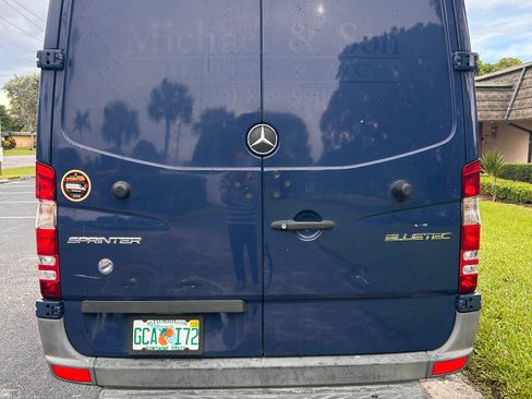 Used 2014 Mercedes-Benz Sprinter 2500 image 5