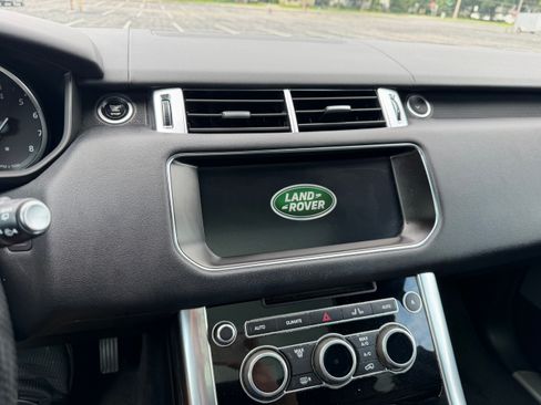 Used 2017 Land Rover Range Rover Sport HSE AWD/4WD image 11