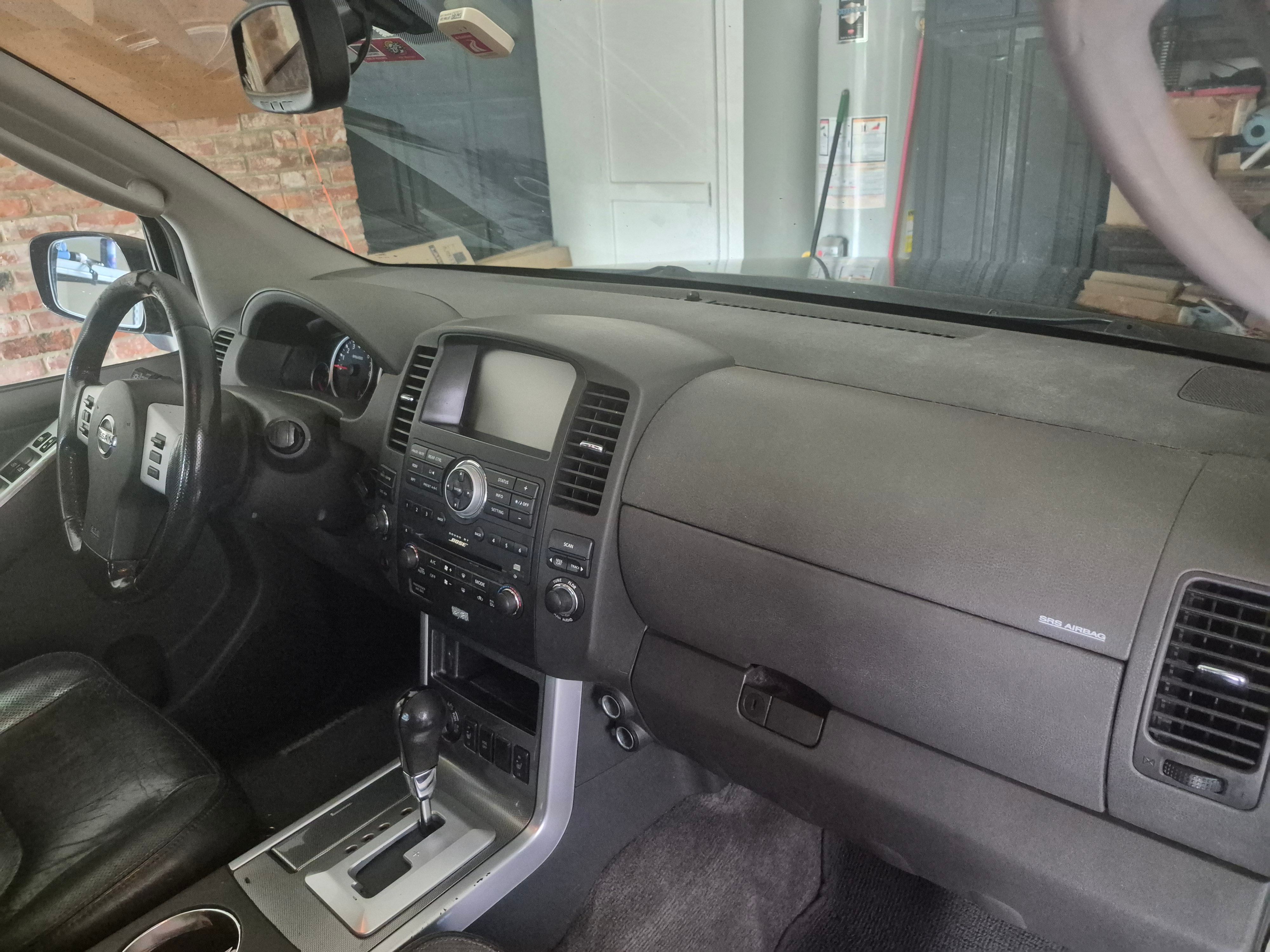 Used 2011 Nissan Pathfinder Silver w/ Protection Pkg AWD/4WD image 4