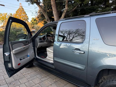 Used 2008 GMC Yukon XL SLT image 15