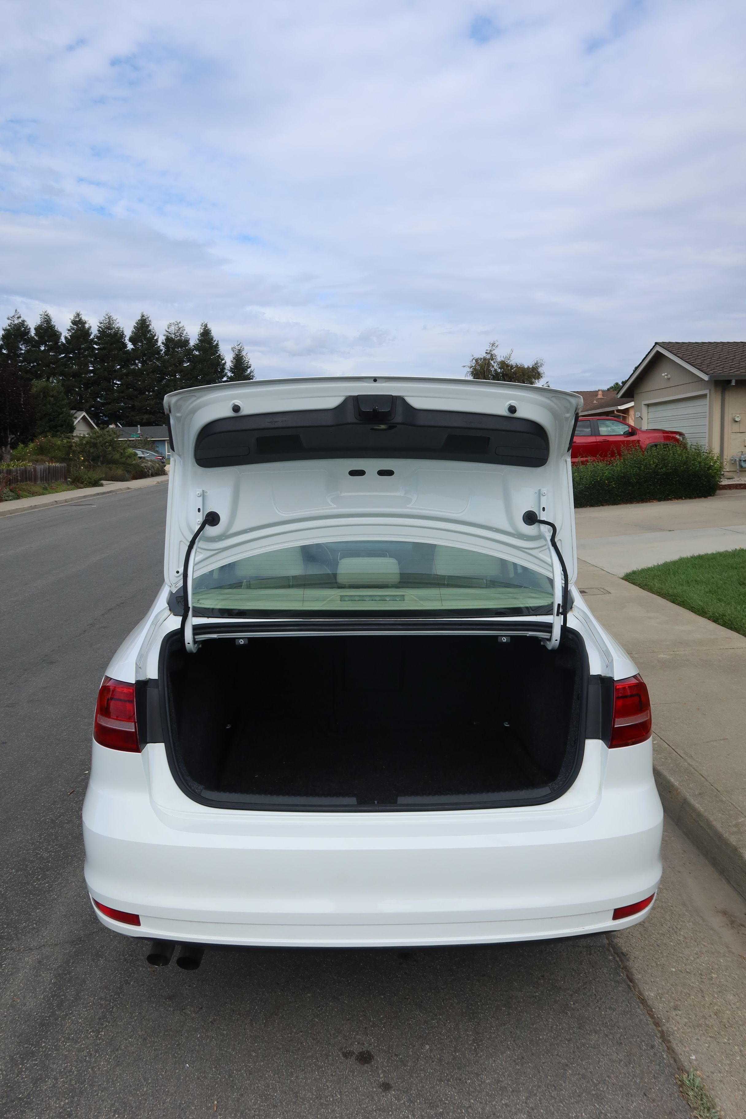 Used 2015 Volkswagen Jetta SE FWD image 12