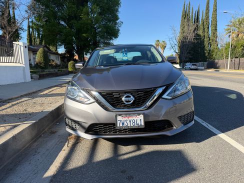 Used 2017 Nissan Sentra SV w/ Style Package image 1