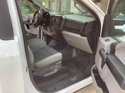 Used 2020 Ford F150 XL w/ Trailer Tow Package RWD image 9
