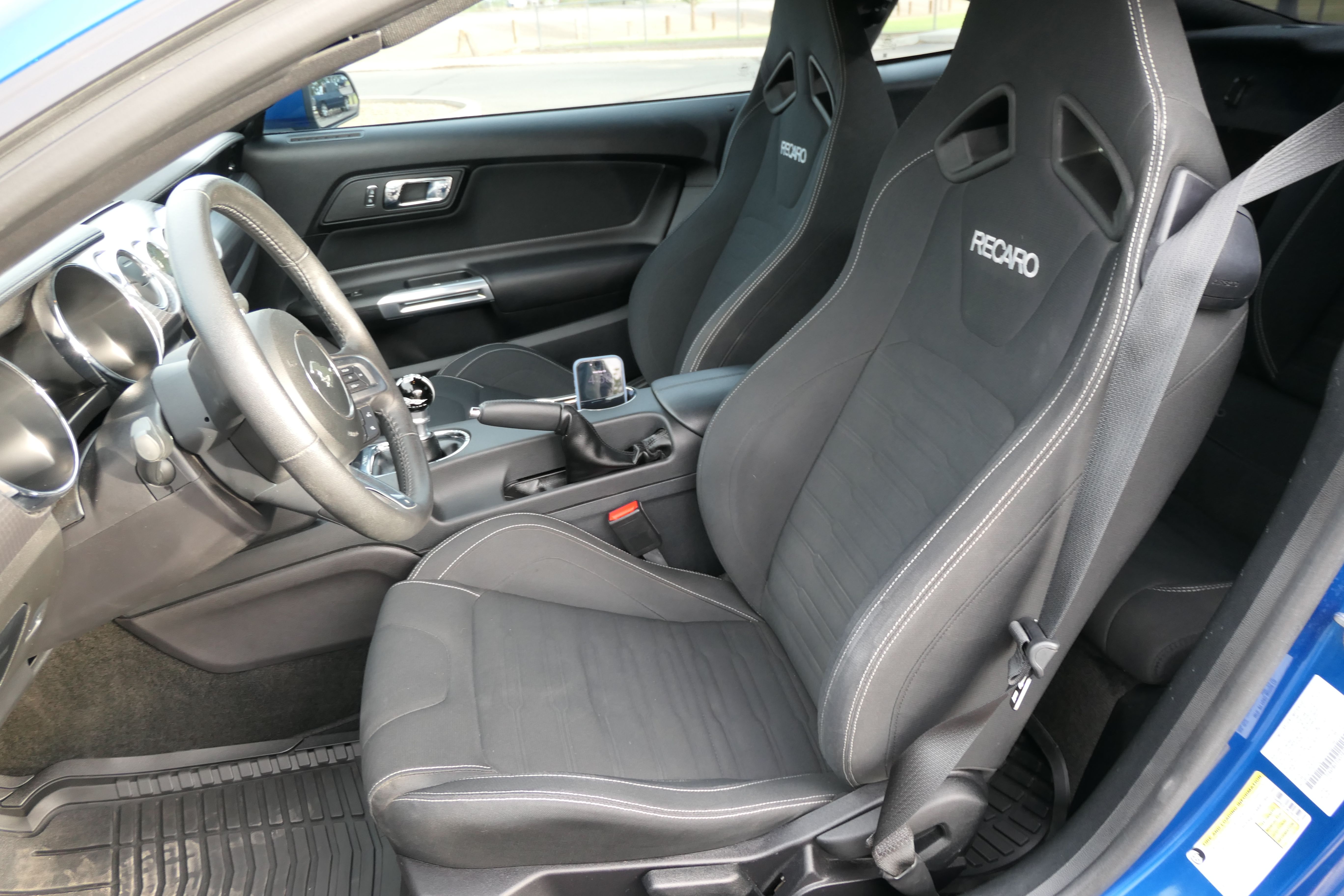 Used 2017 Ford Mustang GT w/ GT Performance Package RWD image 4
