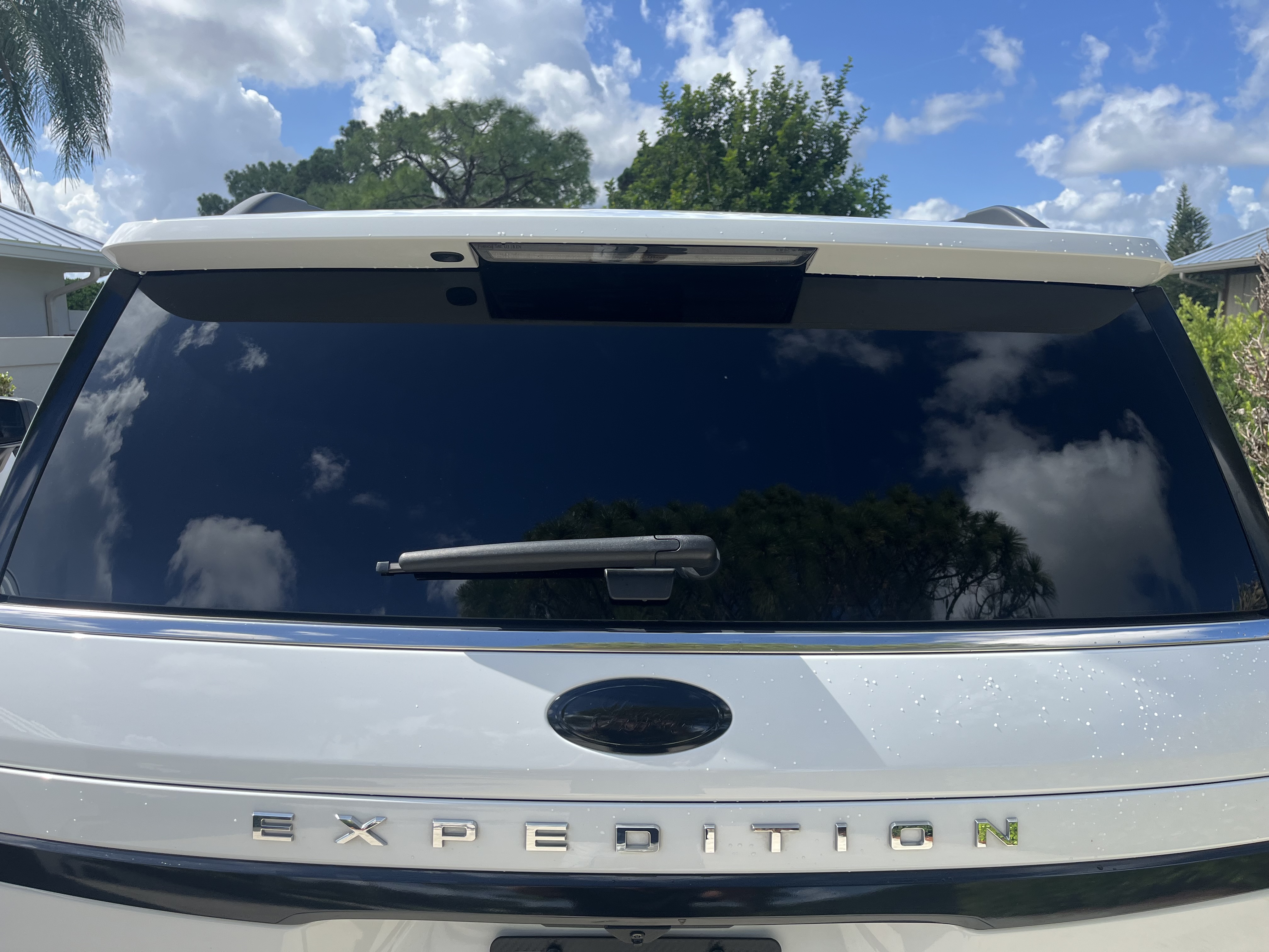 Used 2023 Ford Expedition XLT RWD image 4
