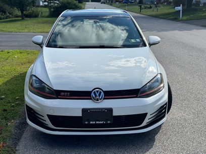 Used 2017 Volkswagen GTI SE