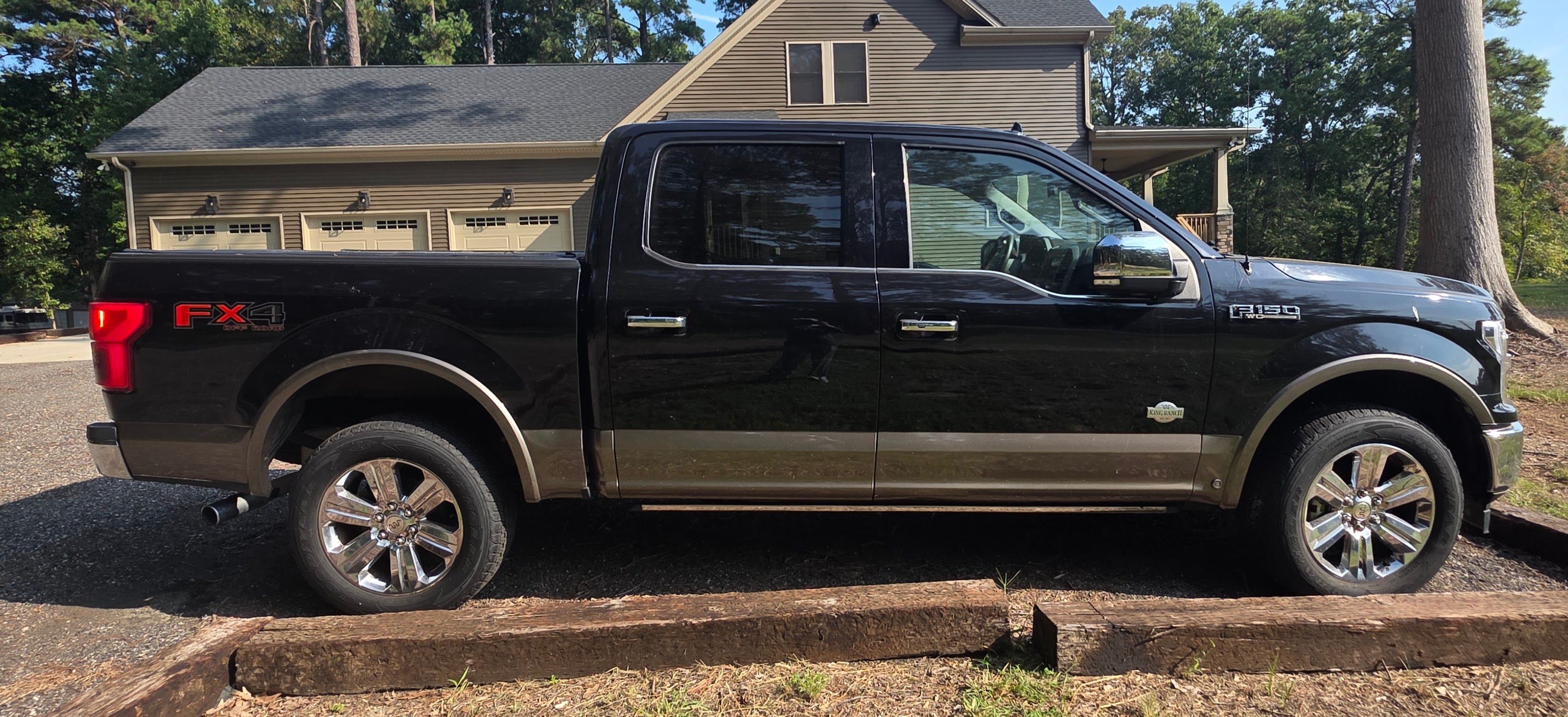 Used 2020 Ford F150 King Ranch w/ Equipment Group 601A Luxury AWD/4WD image 6