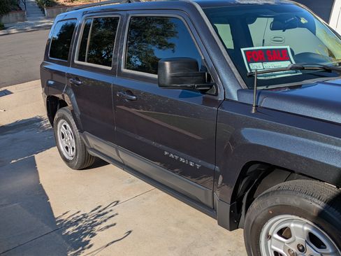 Used 2014 Jeep Patriot Sport w/ Power Value Group image 8