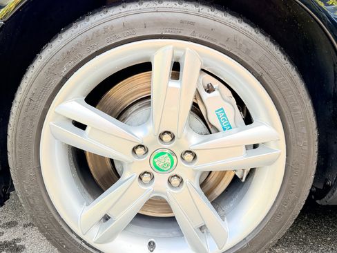 Used 2005 Jaguar S-TYPE R RWD image 13
