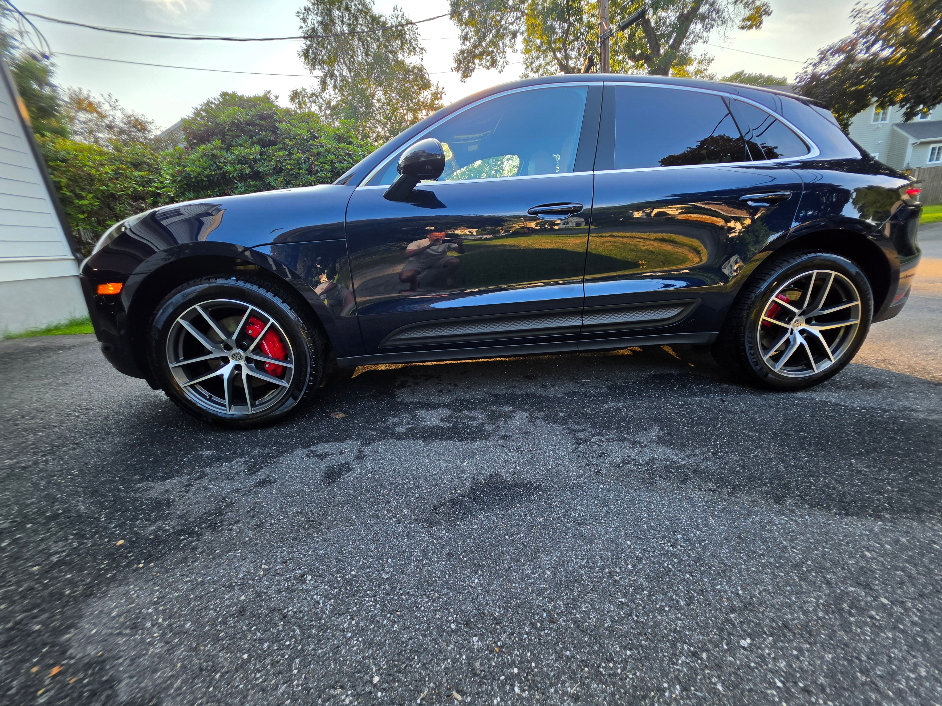 Used 2023 Porsche Macan S AWD/4WD image 16
