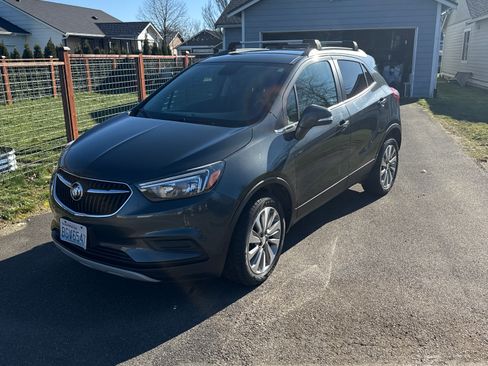 Used 2017 Buick Encore Preferred image 1