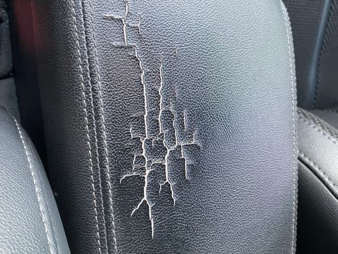 Used 2019 Kia Optima S image 17