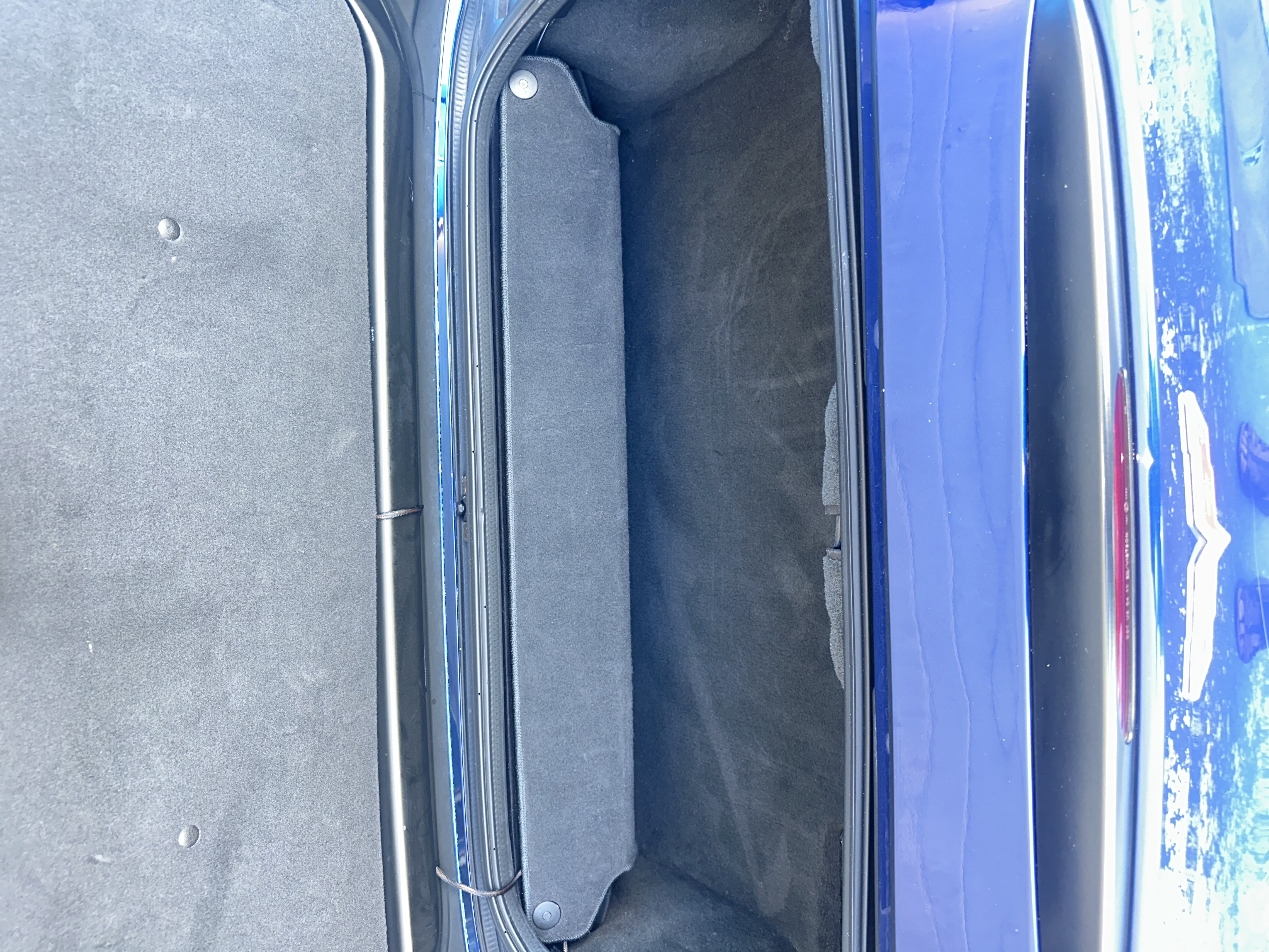 Used 2005 Chevrolet Corvette Convertible w/ Preferred Equipment Group RWD image 11