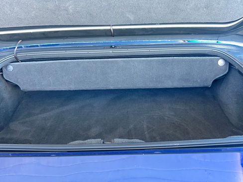 Used 2005 Chevrolet Corvette Convertible w/ Preferred Equipment Group RWD image 11