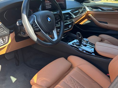 Used 2023 BMW 530i xDrive 530i xDrive Sedan 4D w/ Premium Package image 6