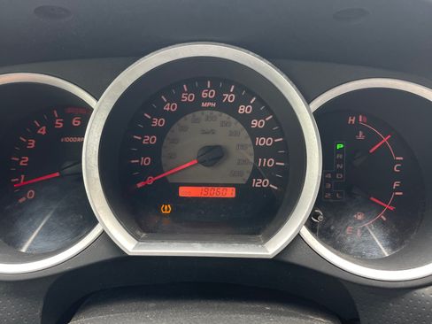 Used 2006 Toyota Tacoma 4x4 Access Cab V6 image 1