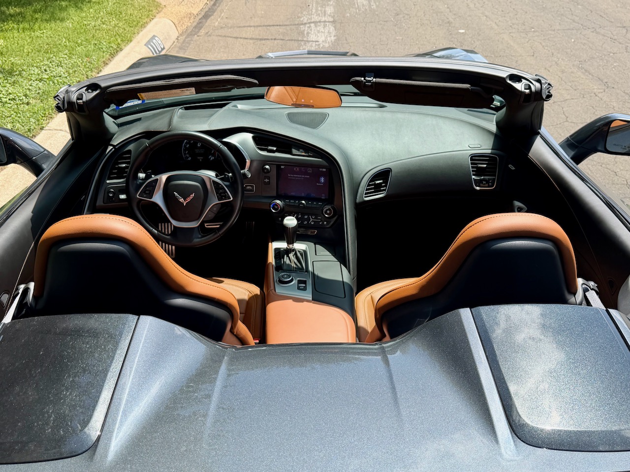Used 2014 Chevrolet Corvette Stingray Convertible w/ 2LT Preferred Equipment Group RWD image 8