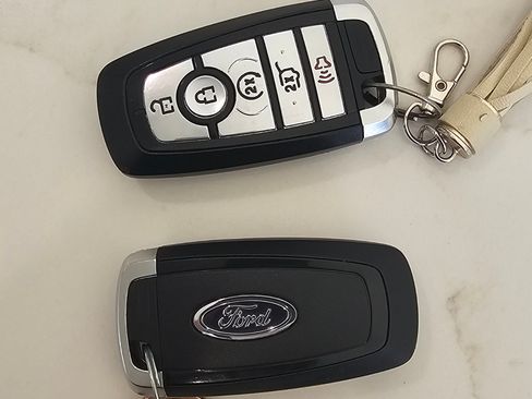 Used 2022 Ford Expedition Platinum image 23