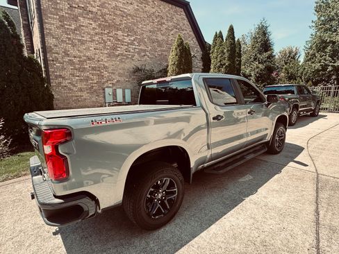 Used 2020 Chevrolet Silverado 1500 LT Trail Boss AWD/4WD image 2