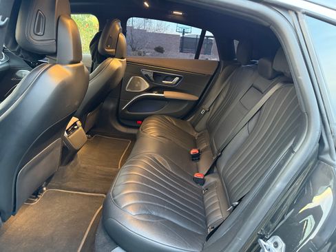 Used 2023 Mercedes-Benz EQS 450+ Sedan image 17