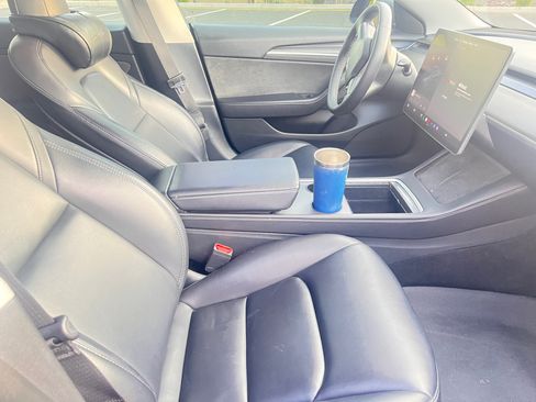 Used 2022 Tesla Model 3 Performance image 16