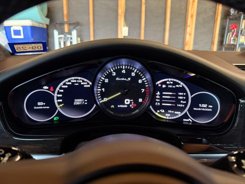 Used 2020 Porsche Panamera Turbo S image 16