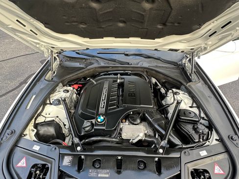 Used 2013 BMW 535i xDrive Sedan AWD/4WD image 26