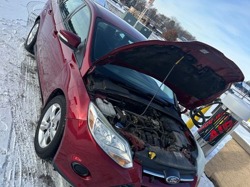 Used 2014 Ford Focus SE w/ SE Winter Package image 21