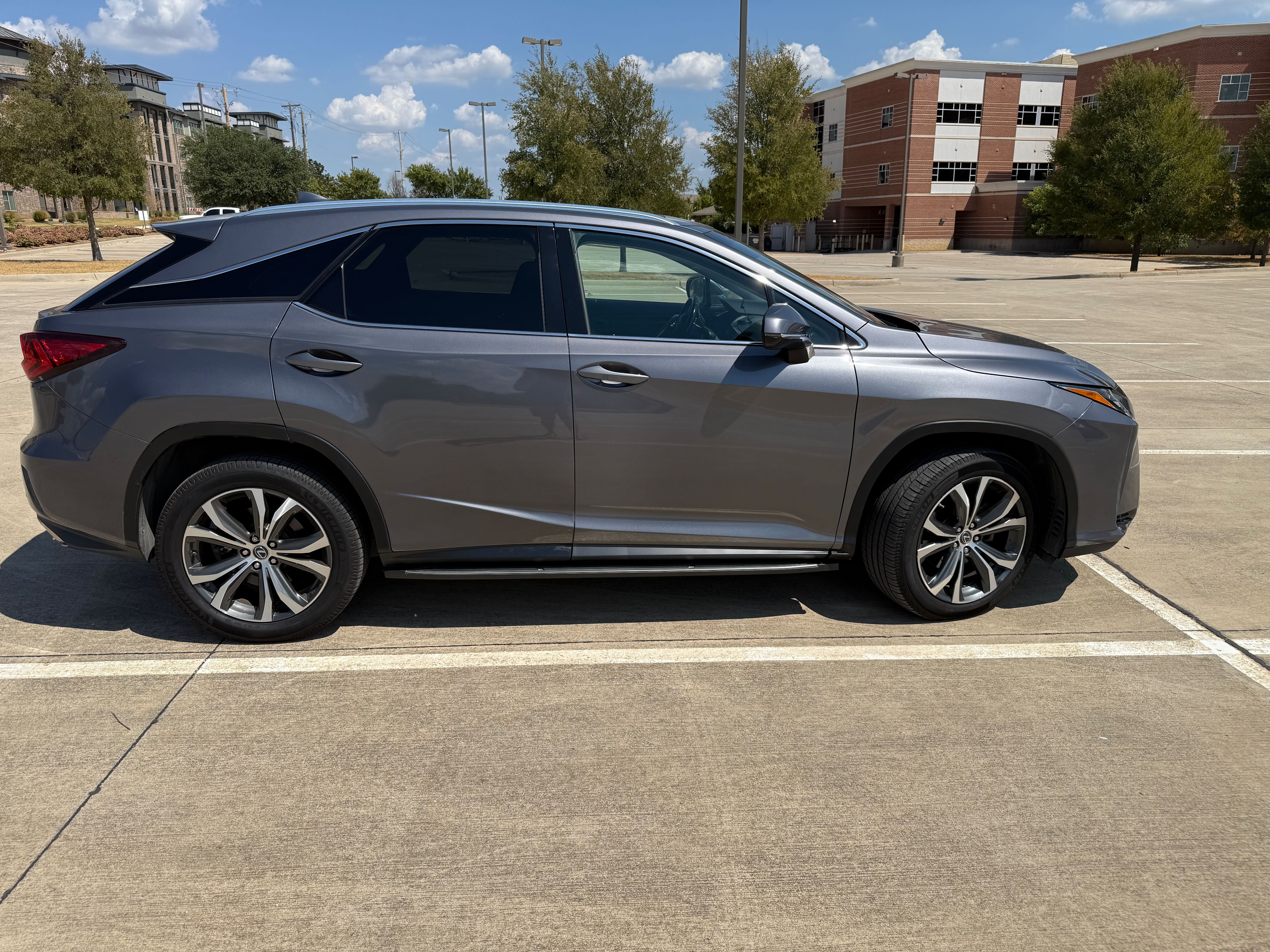 Used 2018 Lexus RX 350 AWD w/ Premium Package image 9