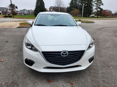 Used 2016 MAZDA MAZDA3 i Sport w/ Preferred Equipment Package image 4