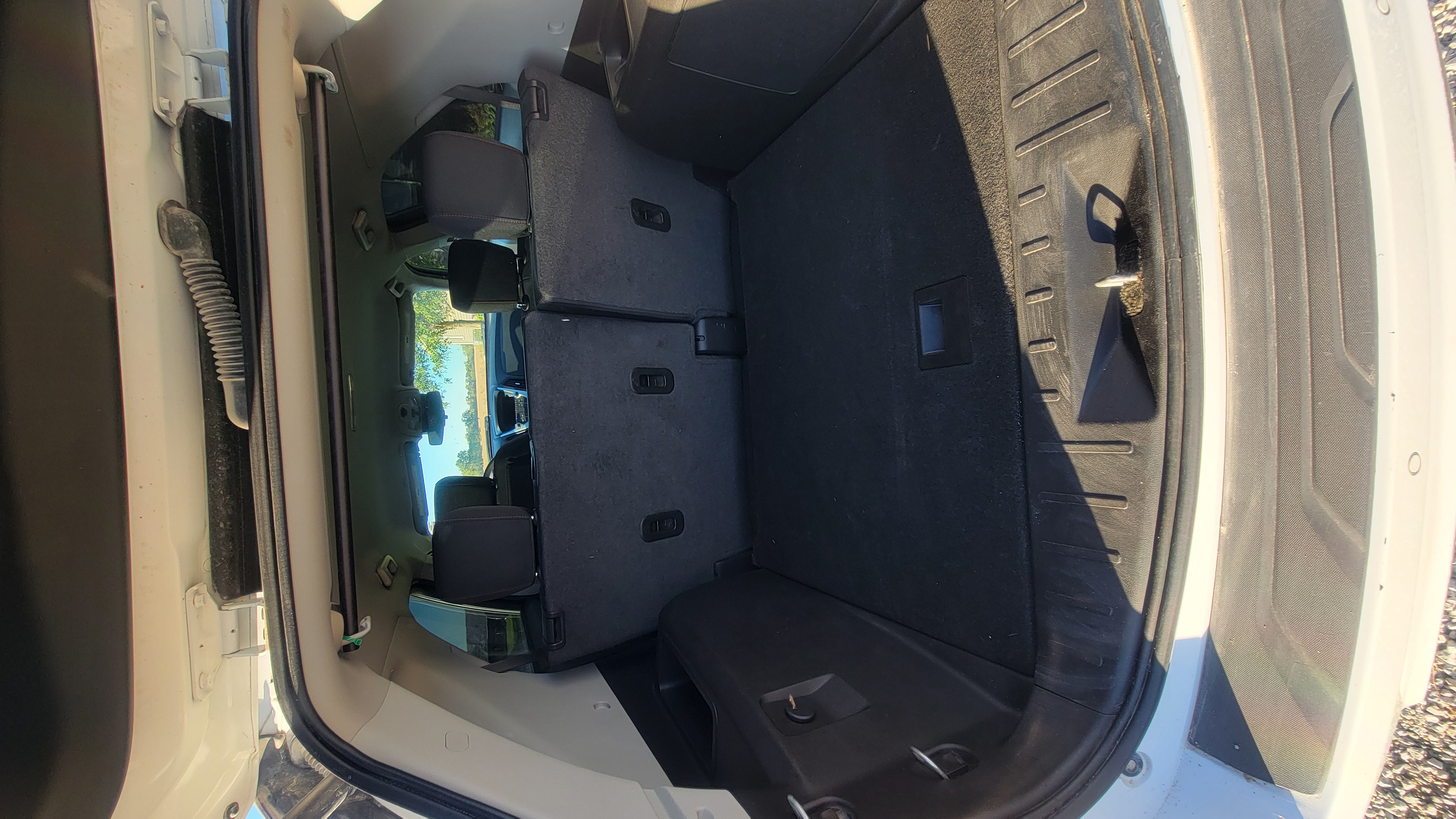 Used 2017 Chevrolet Equinox LT w/ Convenience Package FWD image 9