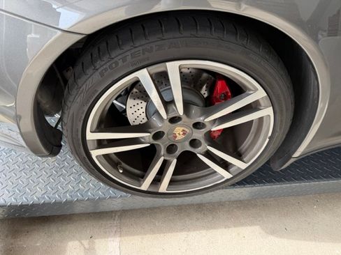 Used 2011 Porsche 911 Carrera 4S image 24