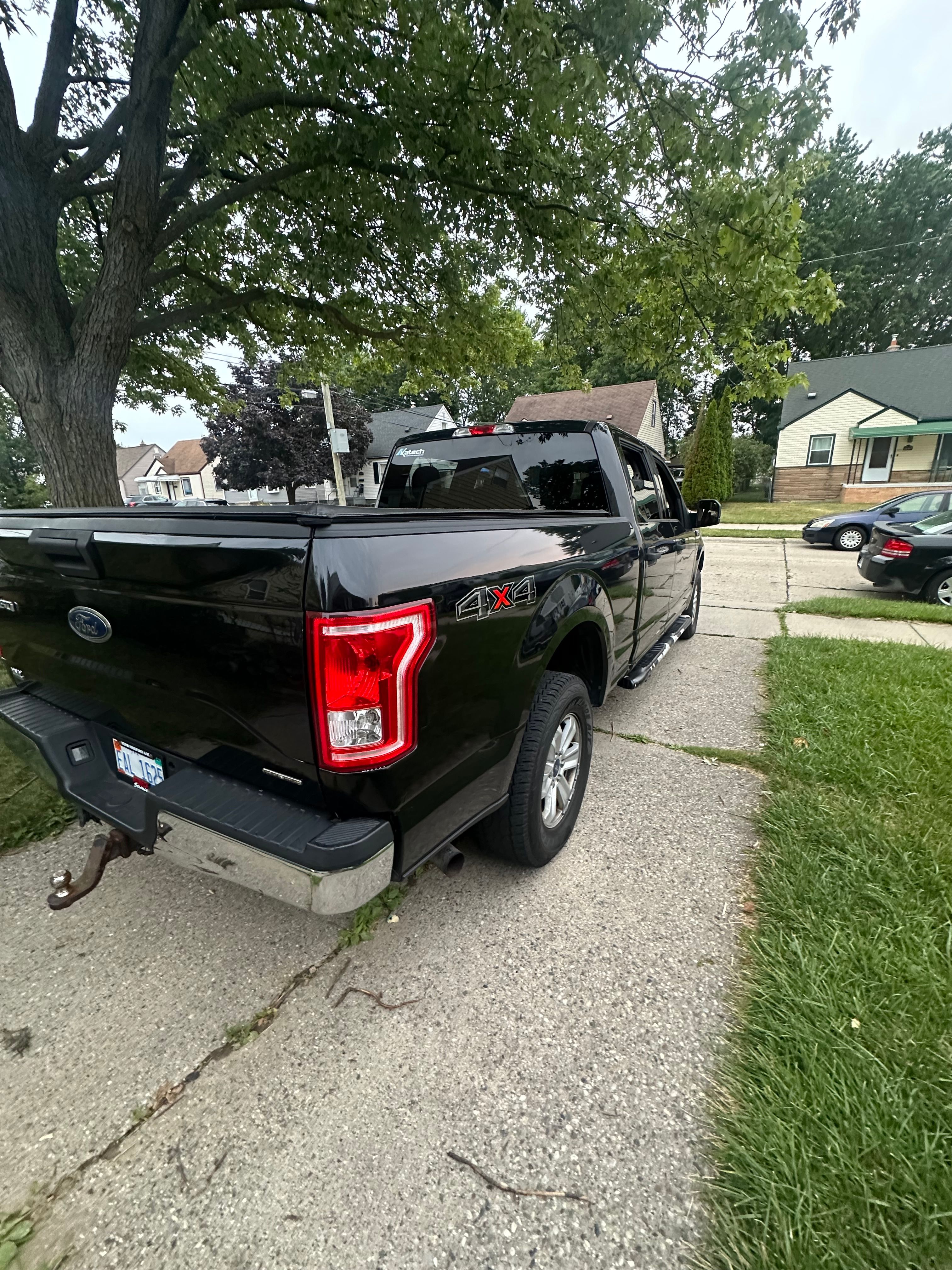 Used 2015 Ford F150 XLT w/ Snow Plow Prep Package AWD/4WD image 10