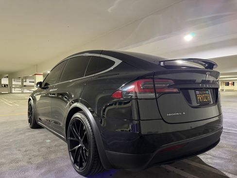 Used 2016 Tesla Model X 75D AWD/4WD image 5