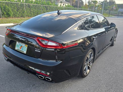 Used 2018 Kia Stinger GT2 image 6