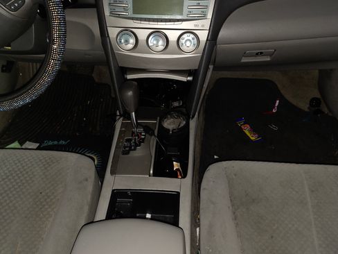 Used 2009 Toyota Camry XLE image 15