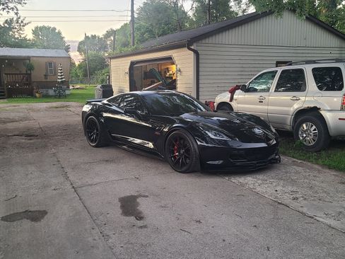 Used 2019 Chevrolet Corvette Grand Sport w/ Carbon Flash Badge Package image 2