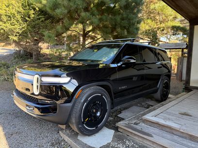 Used 2025 Rivian R1S Adventure