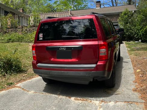 Used 2016 Jeep Patriot Sport image 5