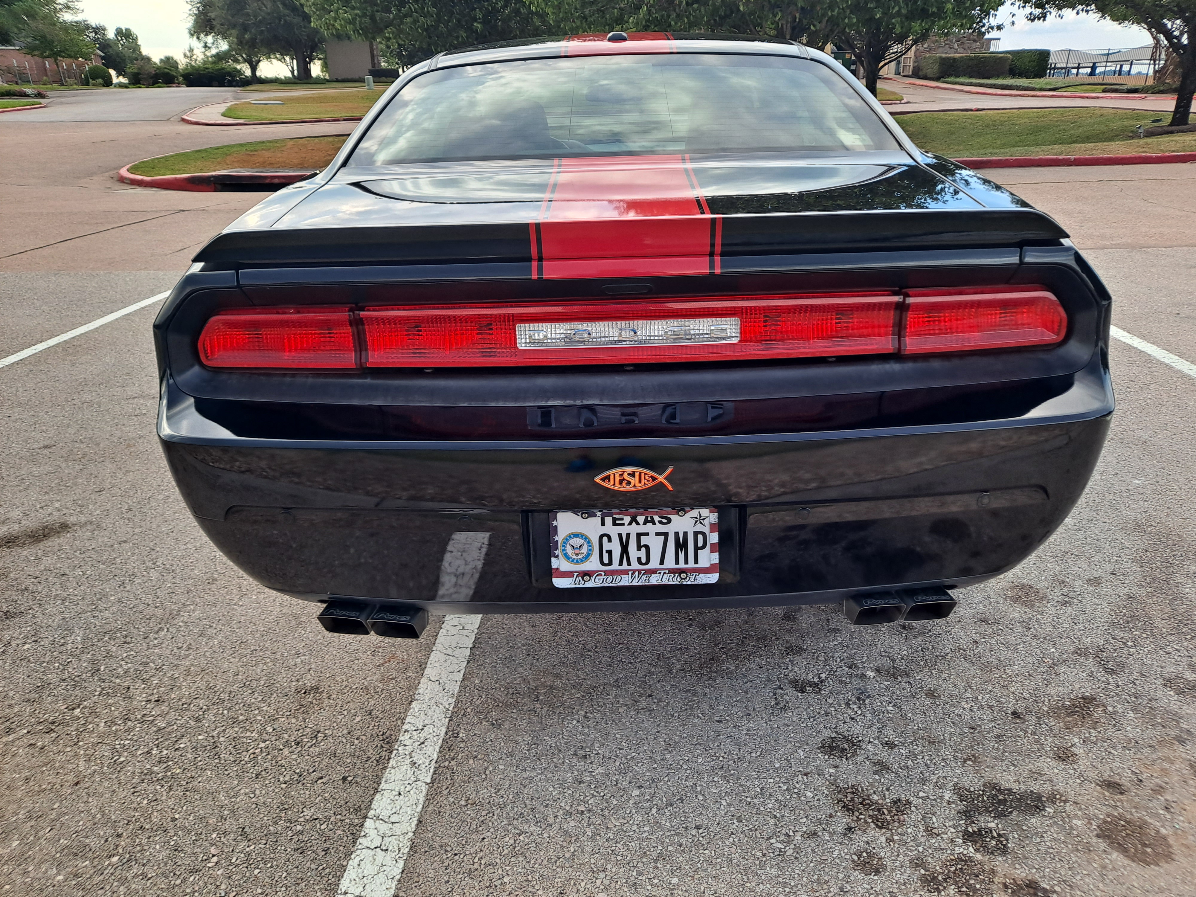 Used 2013 Dodge Challenger SXT RWD image 4