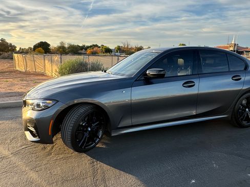 Used 2022 BMW 330i Sedan w/ M Sport Package image 13