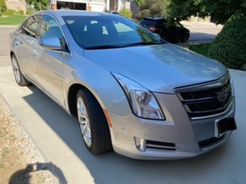 Used 2017 Cadillac XTS Luxury w/ Driver Awareness Package FWD image 11